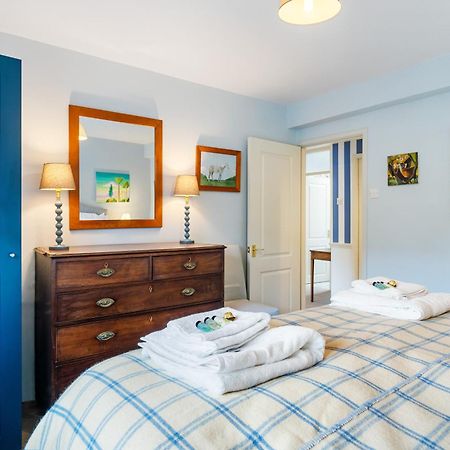 Bright & Cosy Gem ~ Battersea Park View ~ King Bed Apartment Лондон Екстериор снимка